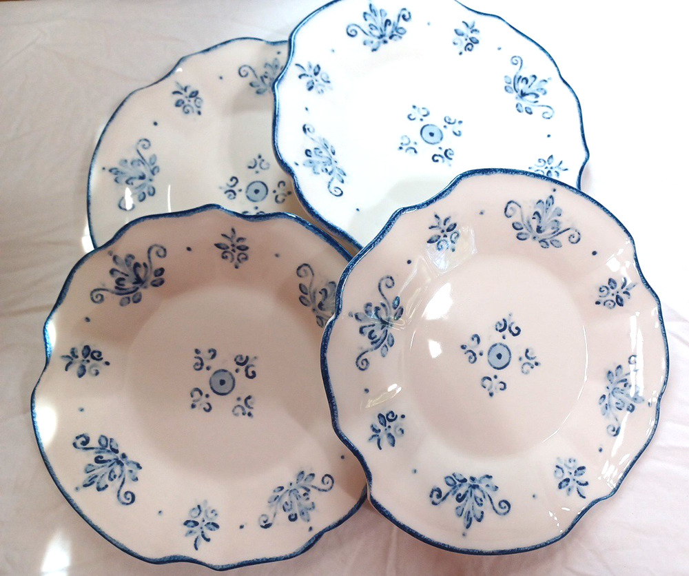 4 Sur La Table Blue White Italy 9" Luncheon Plates Earthenware Cottage Country